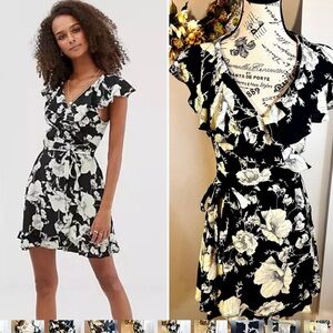 Free People Black and White Ruffled Wrap Mini Dress size small s